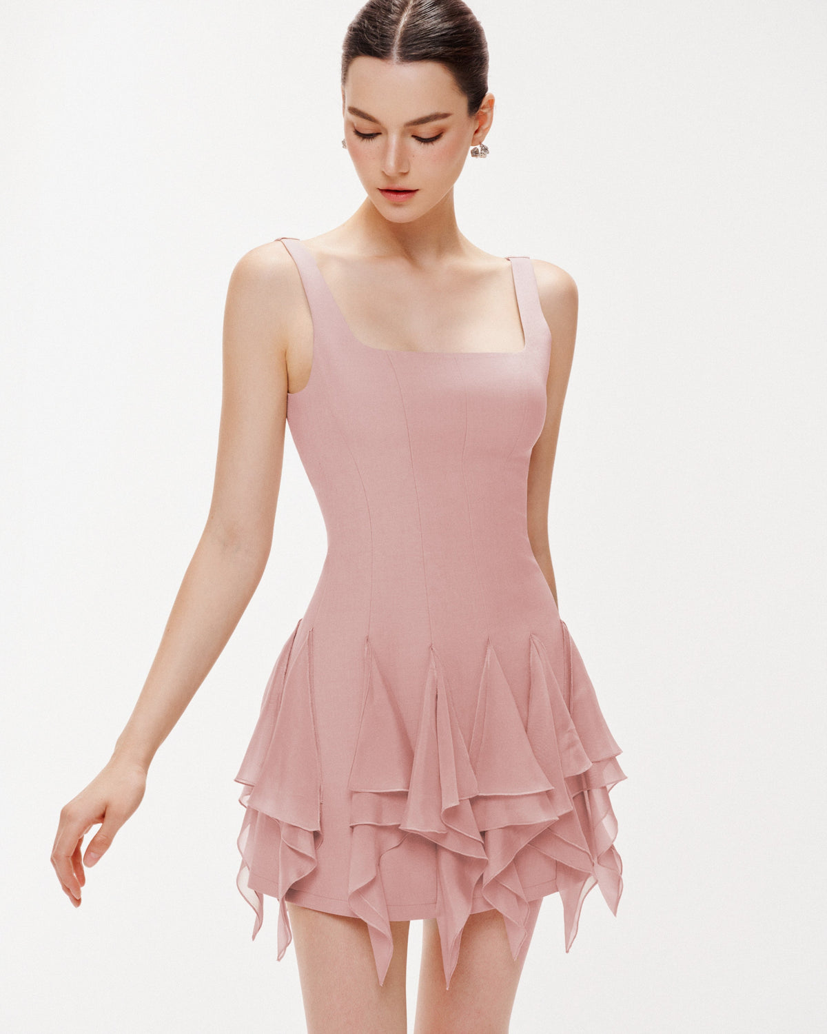 (PRE-ORDER) Pointed Ruffles Dress