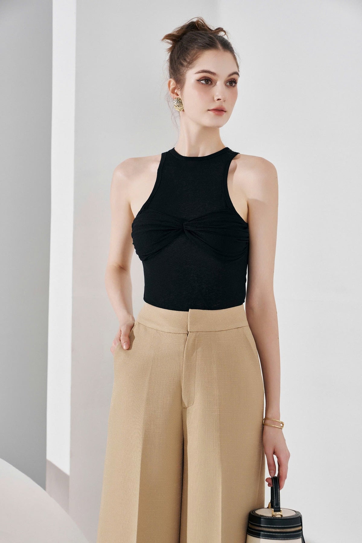 Ultra-Thin Sleeveless Top With Chest Bowtie
