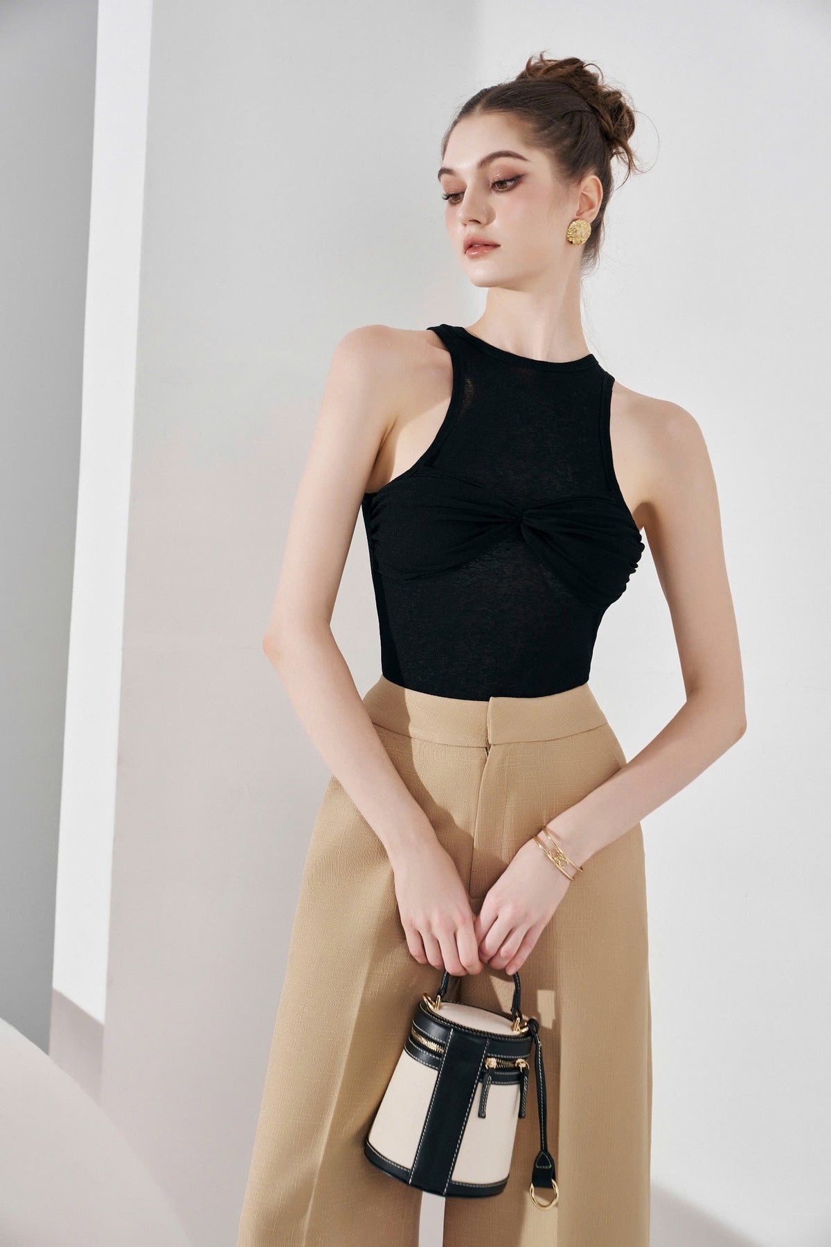 Ultra-Thin Sleeveless Top With Chest Bowtie